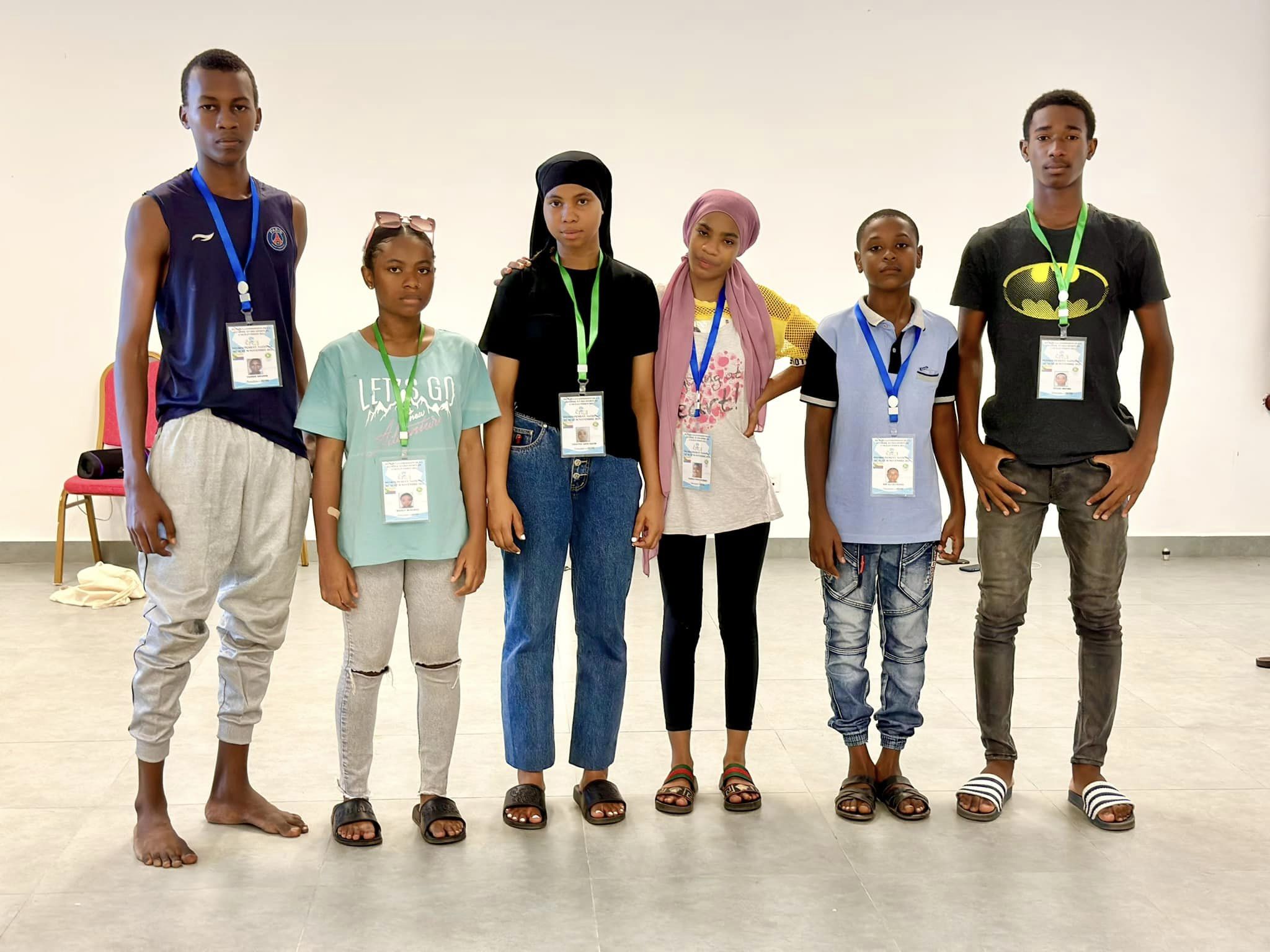 image Volet jeunesse l’inconnu dans la maison